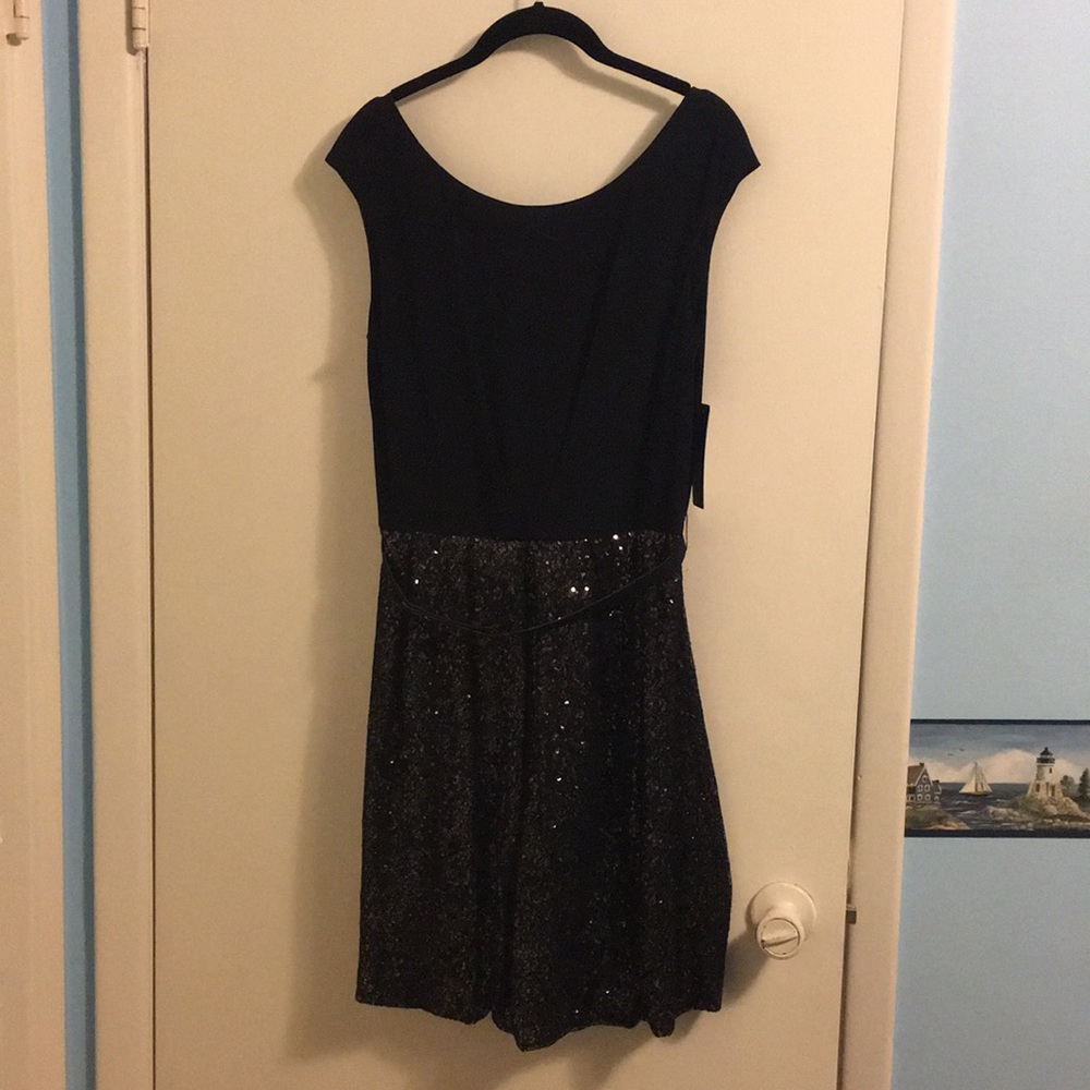 NWT Laundry by Shelli Segal Black Sequin Dress